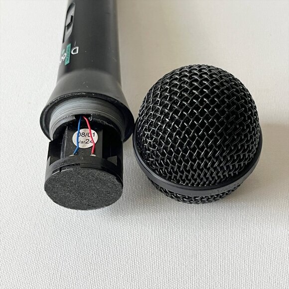 AKG D660S Emotion Dynamic Microphone Hypercardioid Live Vocal Mic Tested - Picture 3 of 6